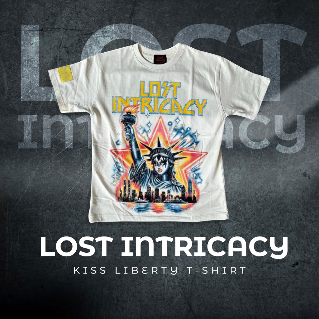 Lost Intricacy Kiss Liberty Tee – Vintage White